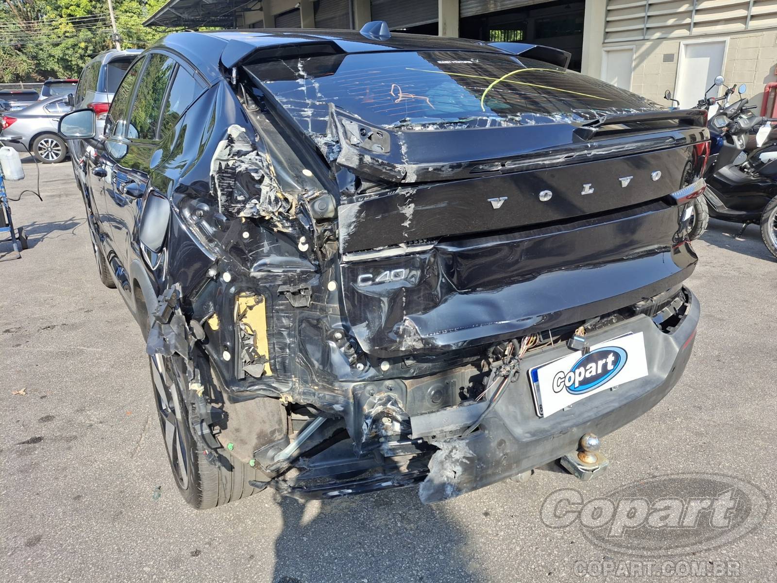 2023 VOLVO C40 — foto 3 de 11