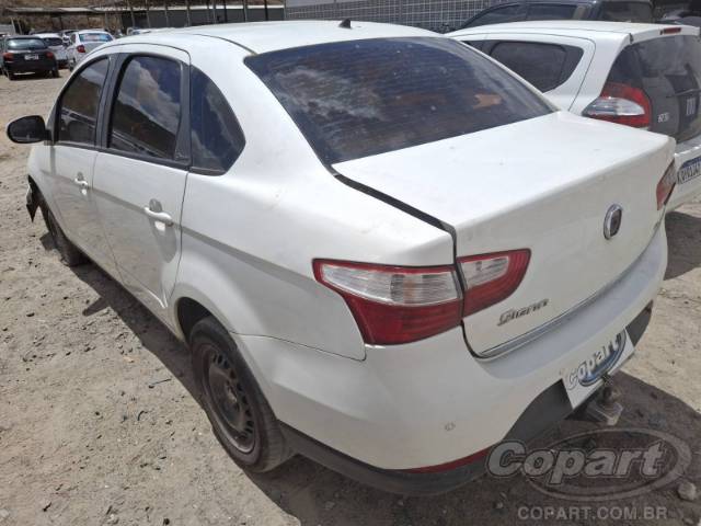 2014 FIAT GRAND SIENA 