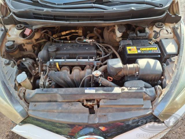 2014 HYUNDAI HB20S 
