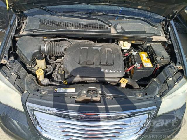 2012 CHRYSLER TOWN   COUNTRY 