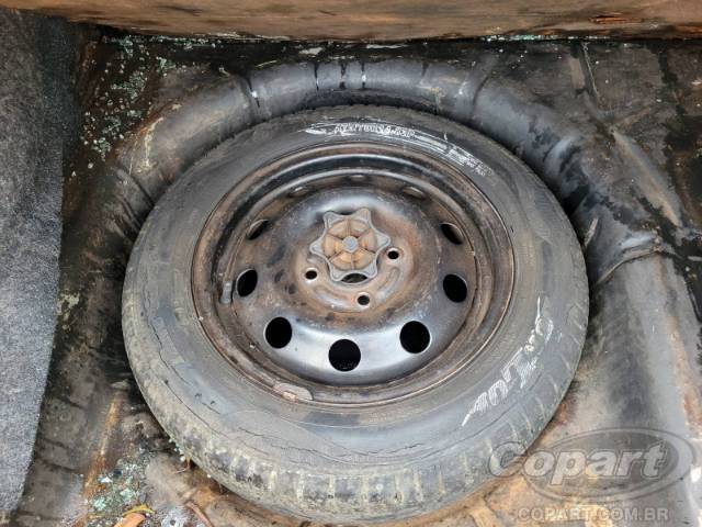 2008 FORD FIESTA SEDAN 