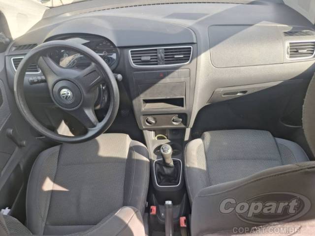 2011 VOLKSWAGEN FOX 