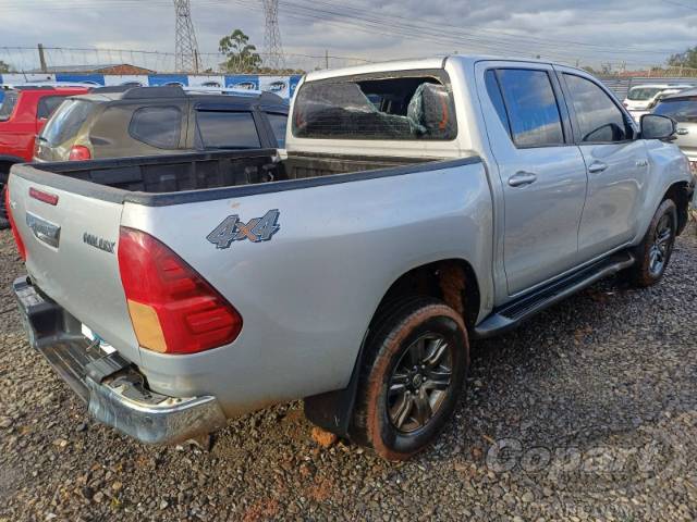 2025 TOYOTA HILUX CD 