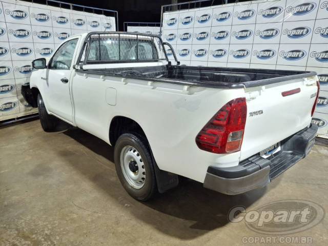 2024 TOYOTA HILUX CS 