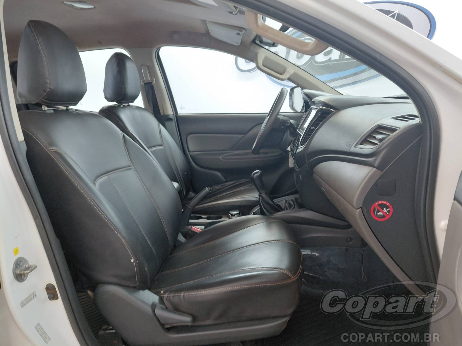 Foto 5: 2025 MITSUBISHI L200 TRITON