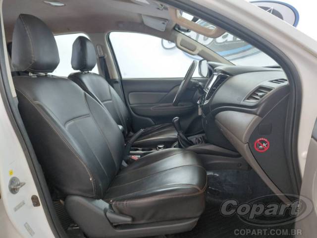 2025 MITSUBISHI L200 TRITON 