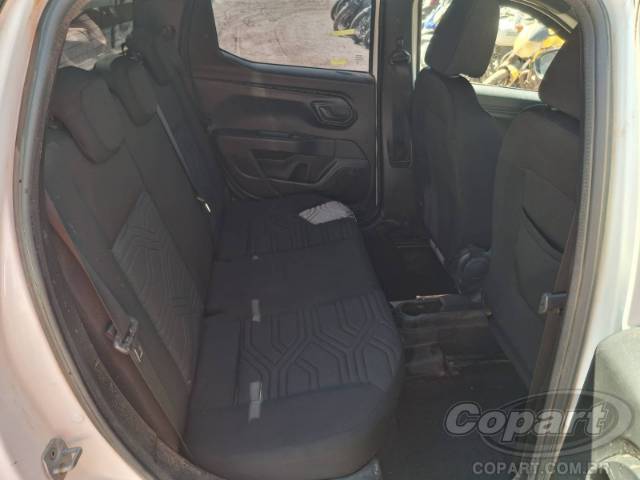 2025 FIAT STRADA CD 