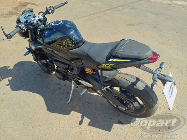 2025 TRIUMPH STREET TRIPLE 