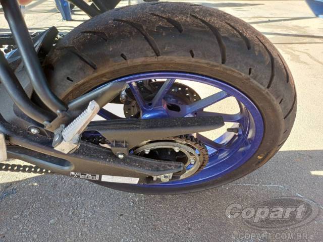 2025 YAMAHA YZF R15 