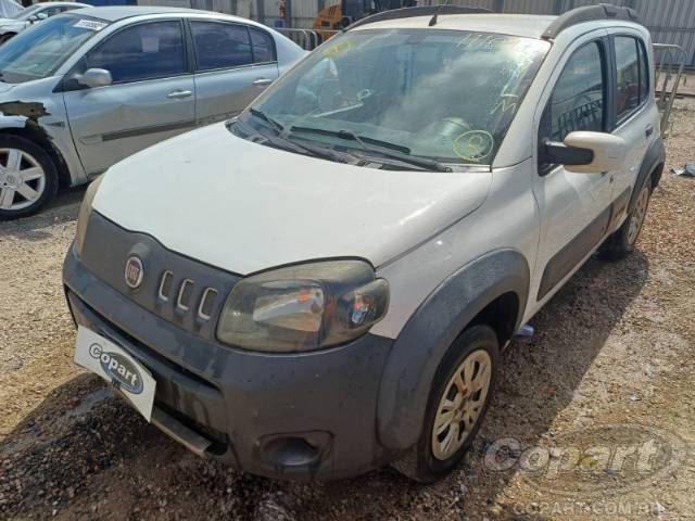 2011 FIAT UNO 