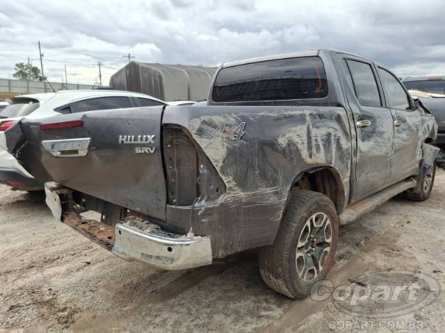 2025 TOYOTA HILUX CD 