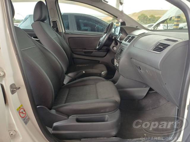 2016 VOLKSWAGEN FOX 