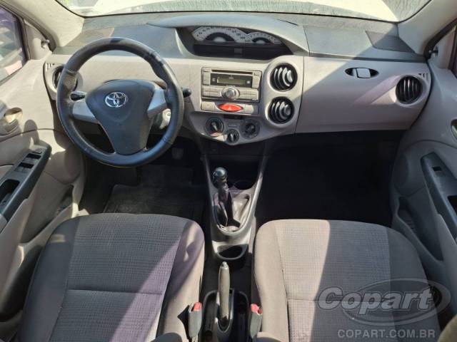 2013 TOYOTA ETIOS SEDA 