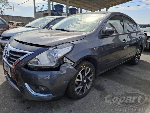 2016 NISSAN VERSA 