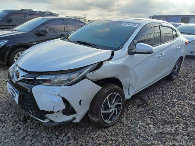 2023 TOYOTA YARIS SEDA 