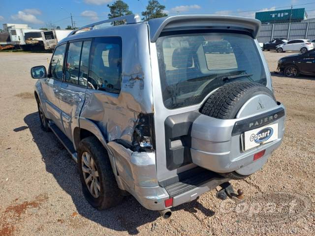 2010 MITSUBISHI PAJERO FULL 