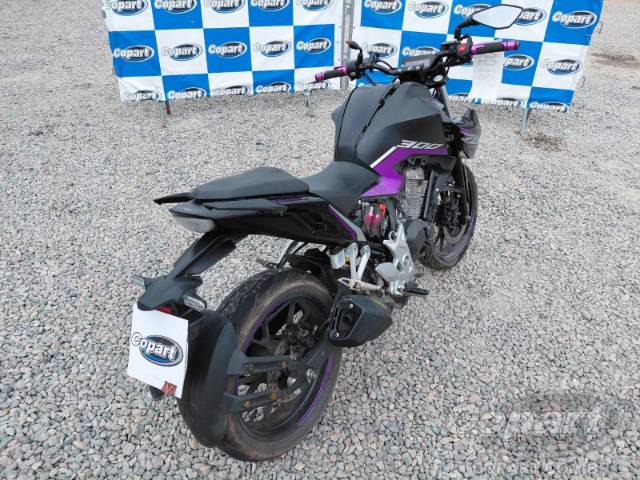 2024 HONDA CB 300F 