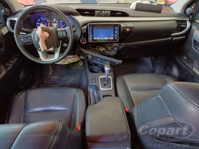 2017 TOYOTA HILUX CD 