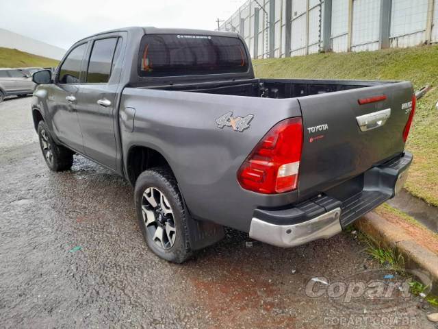 2021 TOYOTA HILUX CD 