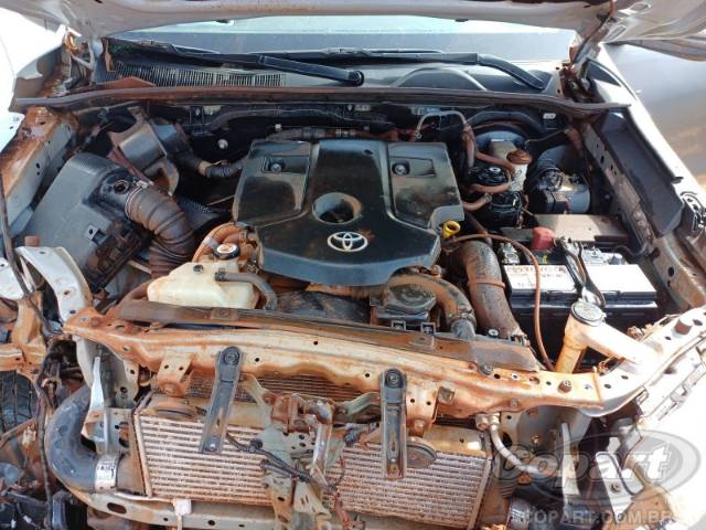 2021 TOYOTA HILUX CD 