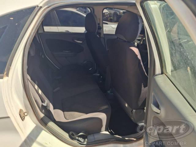 2015 FIAT GRAND SIENA 