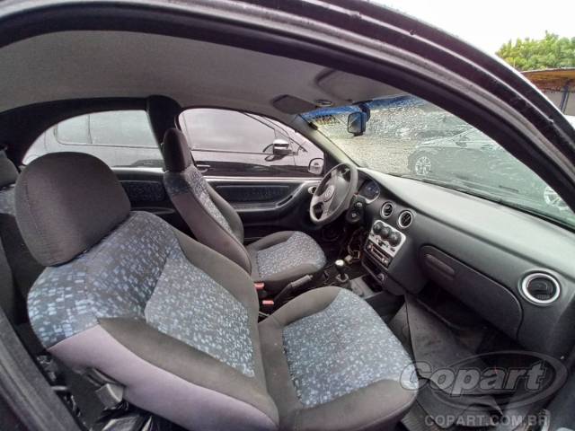2004 CHEVROLET CELTA 