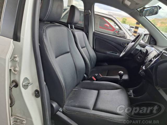 2017 TOYOTA ETIOS SEDA 