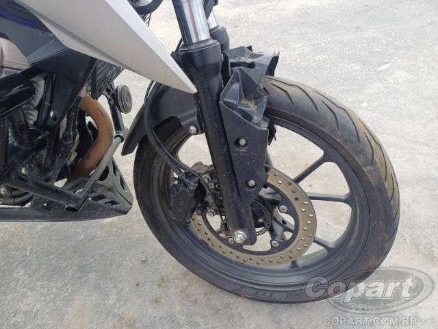 2026 HONDA CB 300F 