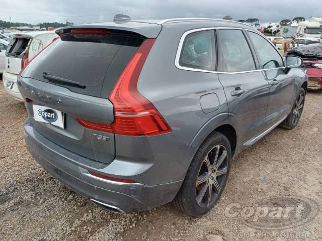 2020 VOLVO XC60 