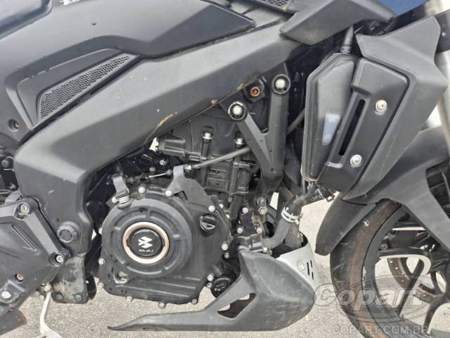 2025 BAJAJ DOMINAR 