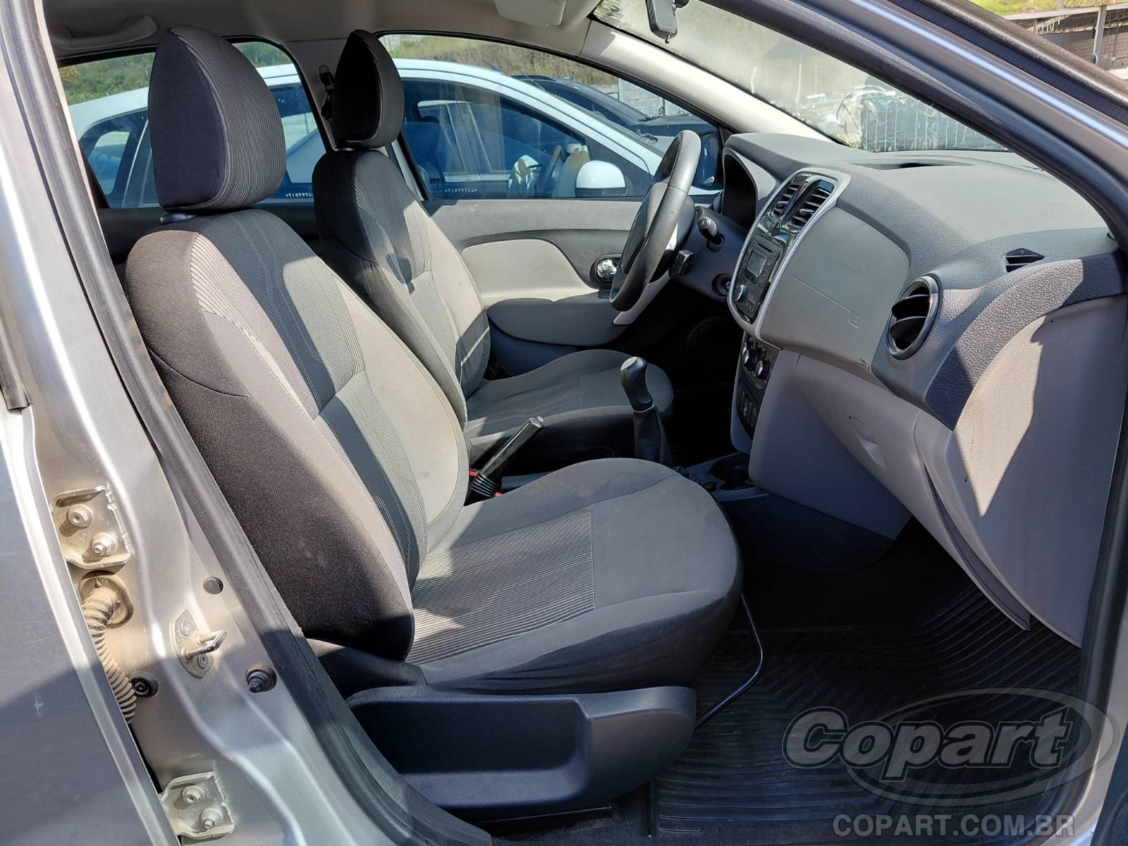 2020 RENAULT LOGAN — foto 5 de 10