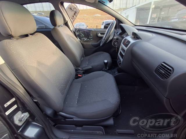 2009 CHEVROLET CORSA SEDAN 