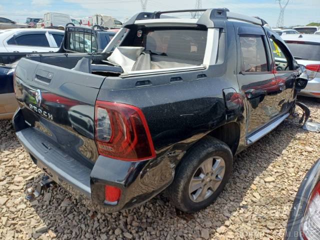 2017 RENAULT DUSTER OROCH 