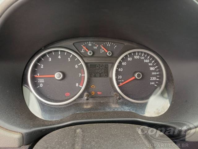 2009 VOLKSWAGEN VOYAGE 