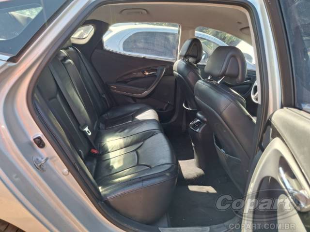 2015 HYUNDAI AZERA 