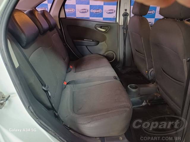 2016 FIAT GRAND SIENA 