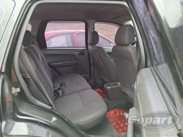 2005 FORD ECOSPORT 