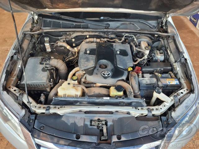 2016 TOYOTA HILUX SW4 