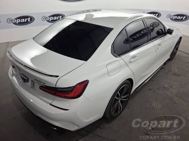 2021 BMW SERIE 3 
