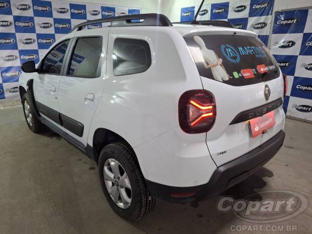 2025 RENAULT DUSTER 