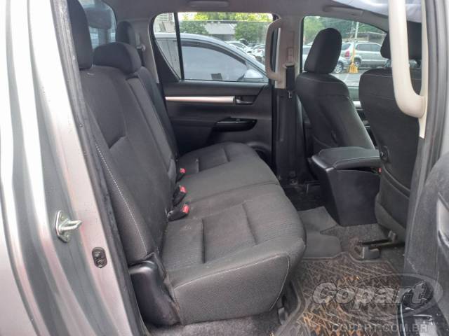 2024 TOYOTA HILUX CD 