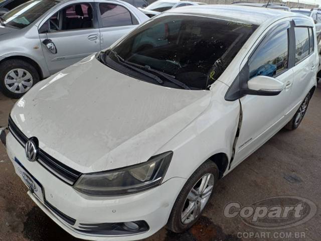 2016 VOLKSWAGEN FOX 