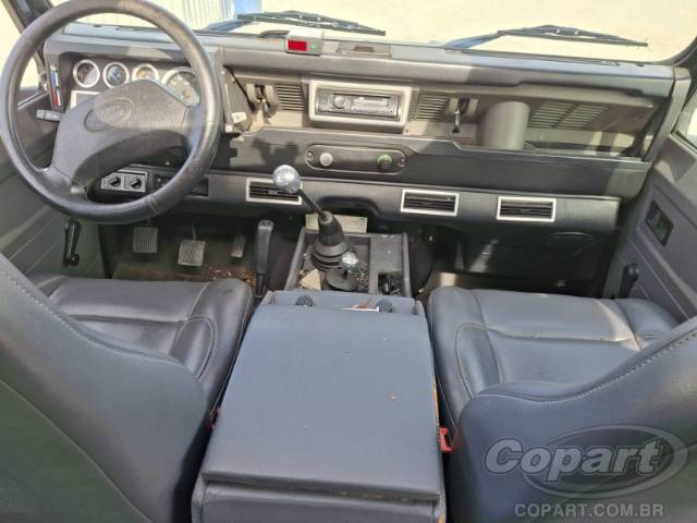 2001 LAND ROVER DEFENDER 