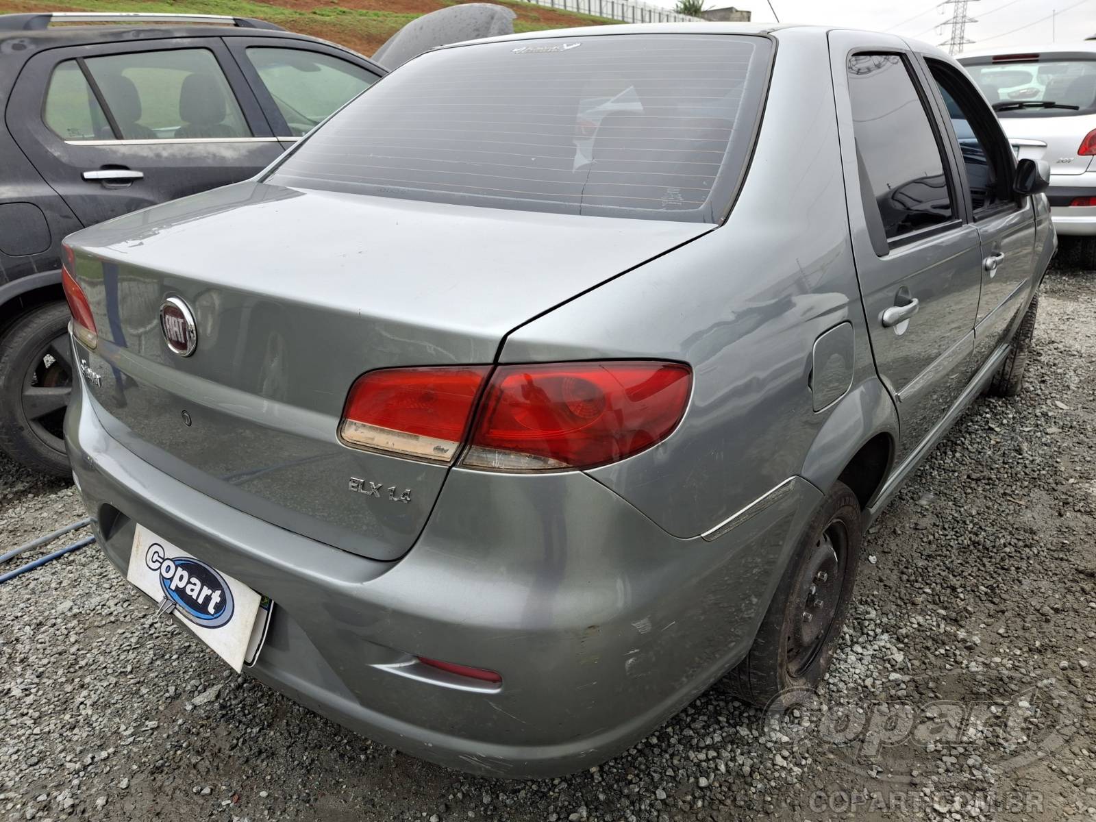 Foto 4: 2010 FIAT SIENA