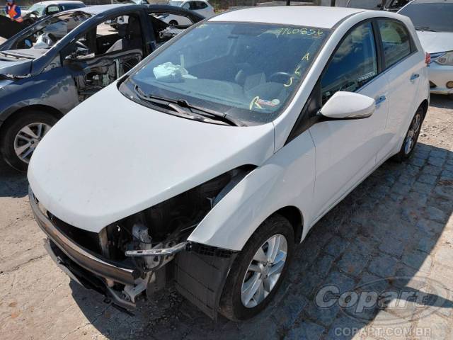 2014 HYUNDAI HB20 