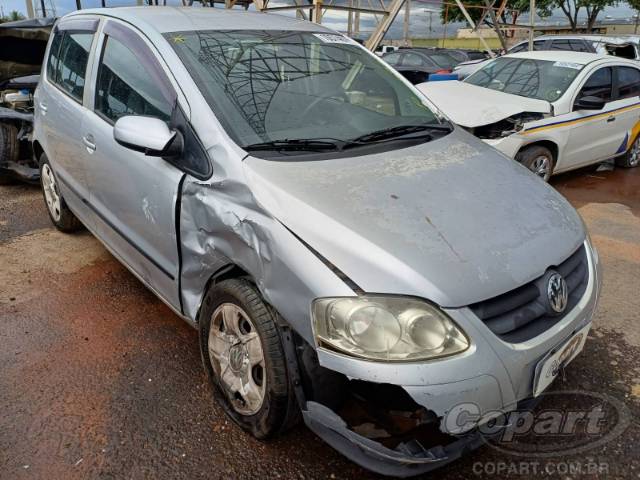 2010 VOLKSWAGEN FOX 