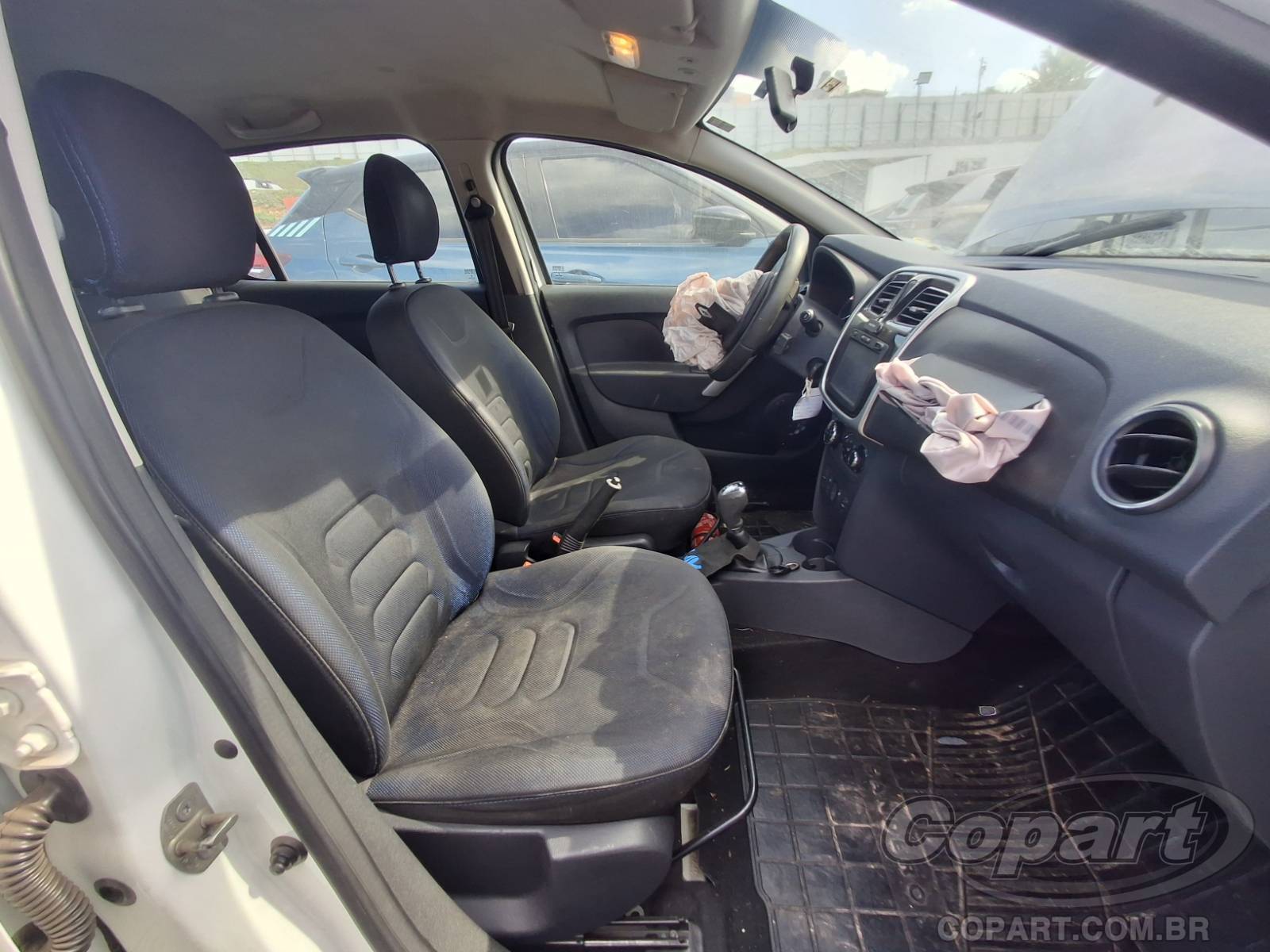 Foto 5: 2016 RENAULT SANDERO