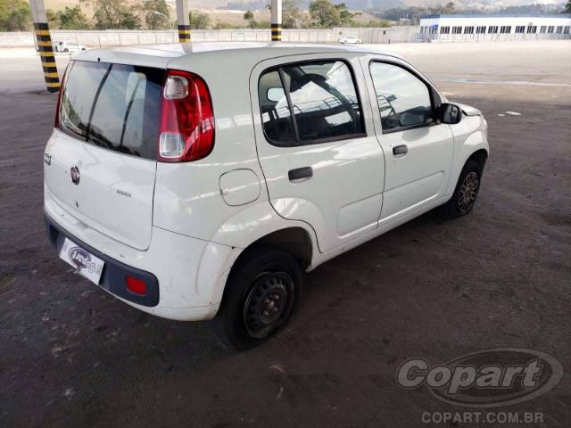 2015 FIAT UNO 