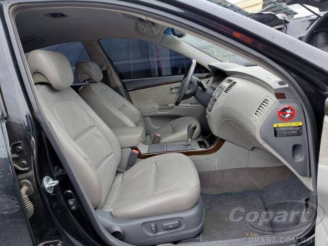 2009 HYUNDAI AZERA 