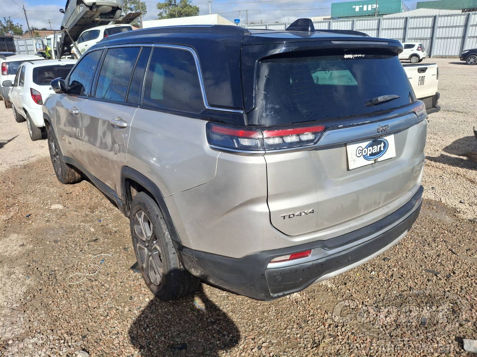 2022 JEEP COMMANDER — foto 3 de 10